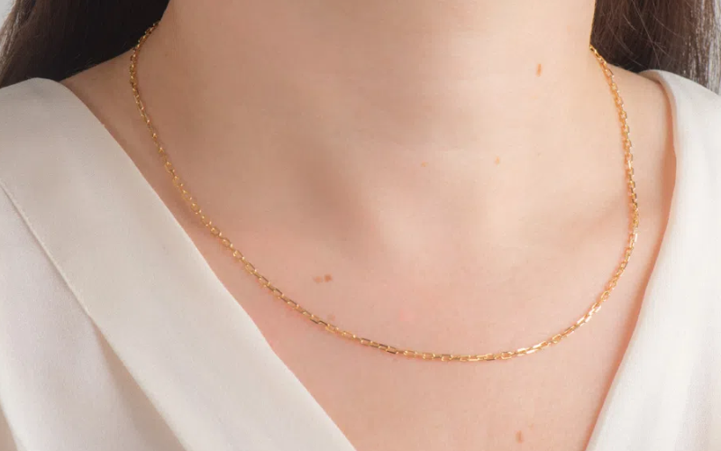 blog correntes mulher com corrente de ouro fina